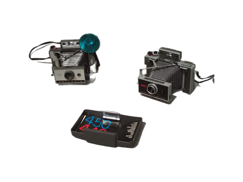 Polaroid M 320